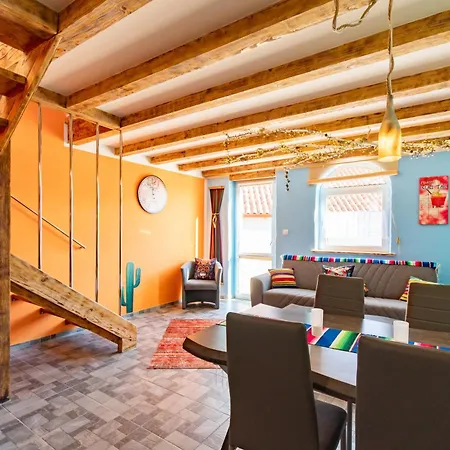 Meksykanska Laguna ホリデーパーク *